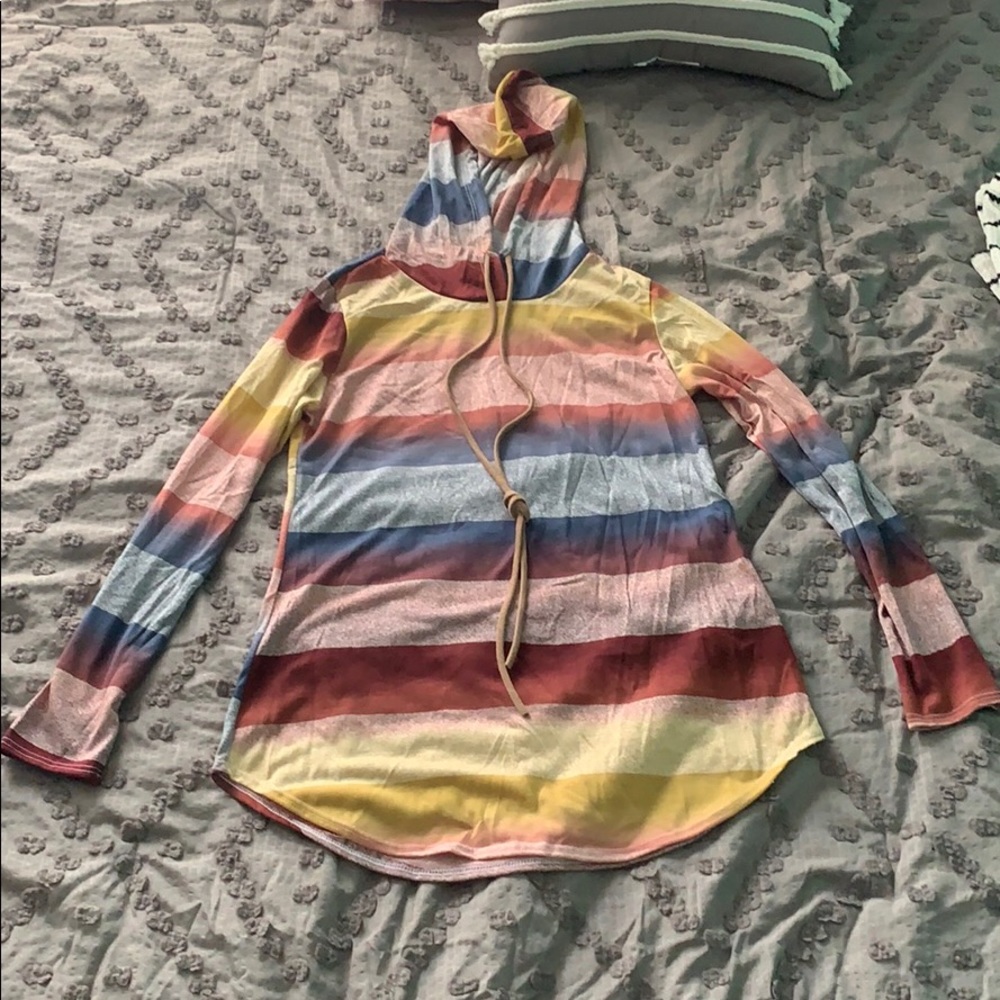 Lightweight Hooded T-shirt